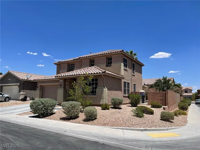 $2,700 | 6636 Sand Swallow Street, North Las Vegas, NV 89084