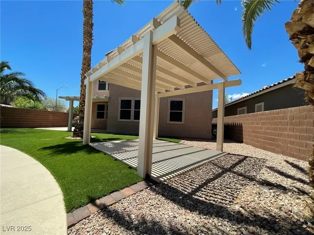 $2,700 | 6636 Sand Swallow Street, North Las Vegas, NV 89084