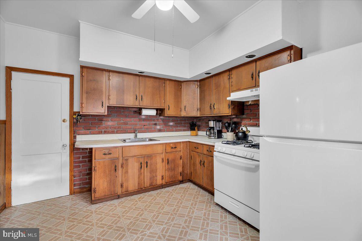 232 Richey Avenue Collingswood, NJ 08107 - Photo 7 of 21