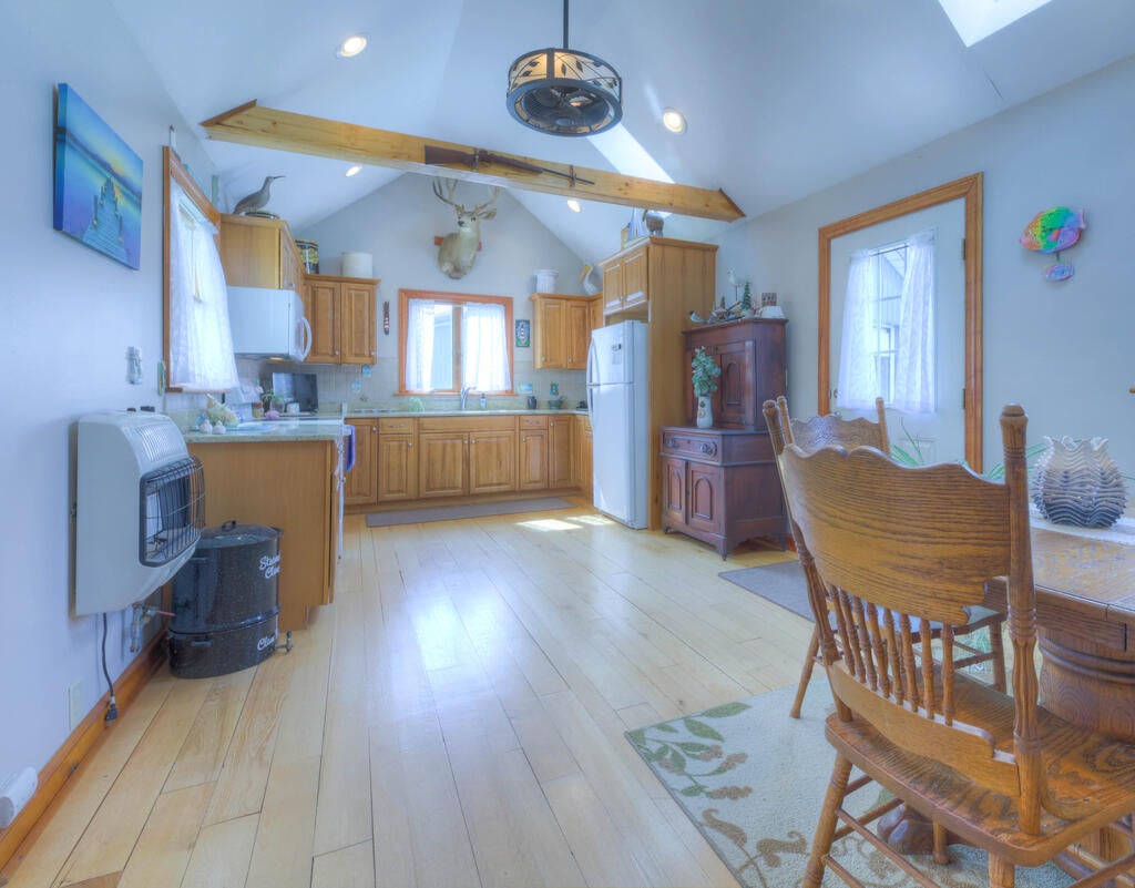 3620 Ridge Road Chincoteague, VA 23336 - Photo 27 of 36 Gallery Image 27