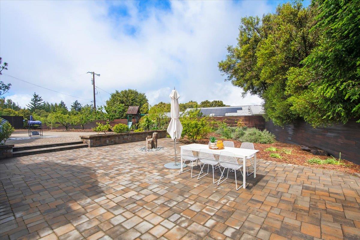 17074 Bohlman Road Saratoga, CA 95070 - Photo 26 of 30