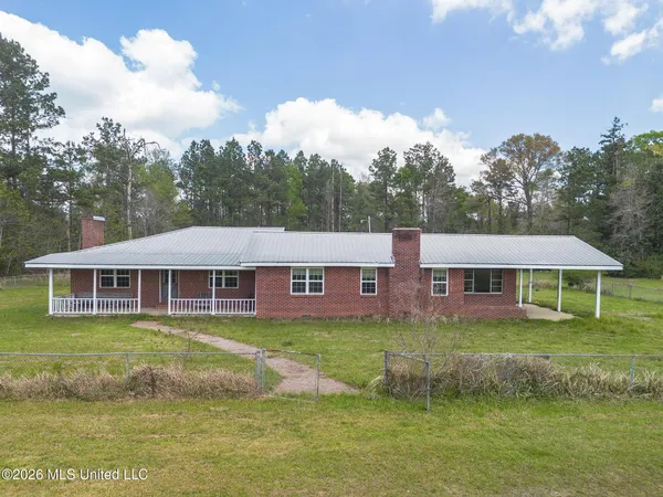 $449,000 | 124 Turp Maples Road, Perkinston, MS 39573