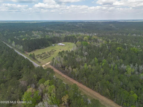 $449,000 | 124 Turp Maples Road, Perkinston, MS 39573