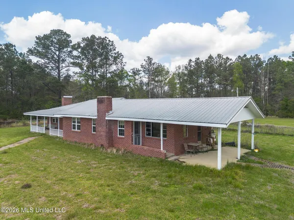 $449,000 | 124 Turp Maples Road, Perkinston, MS 39573