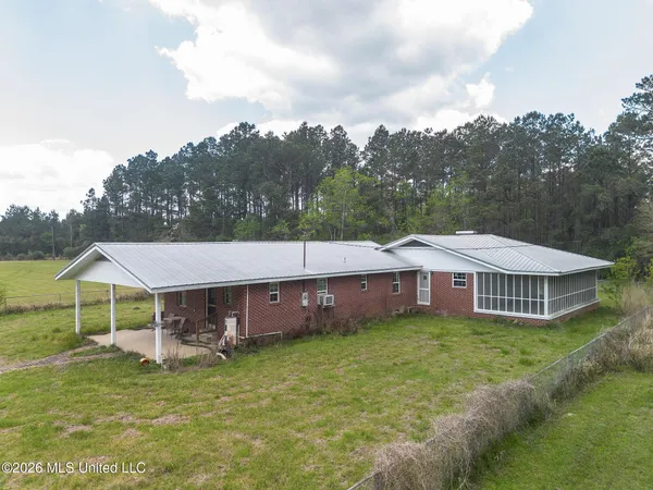 $449,000 | 124 Turp Maples Road, Perkinston, MS 39573