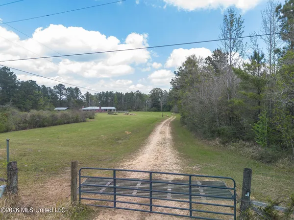 $449,000 | 124 Turp Maples Road, Perkinston, MS 39573