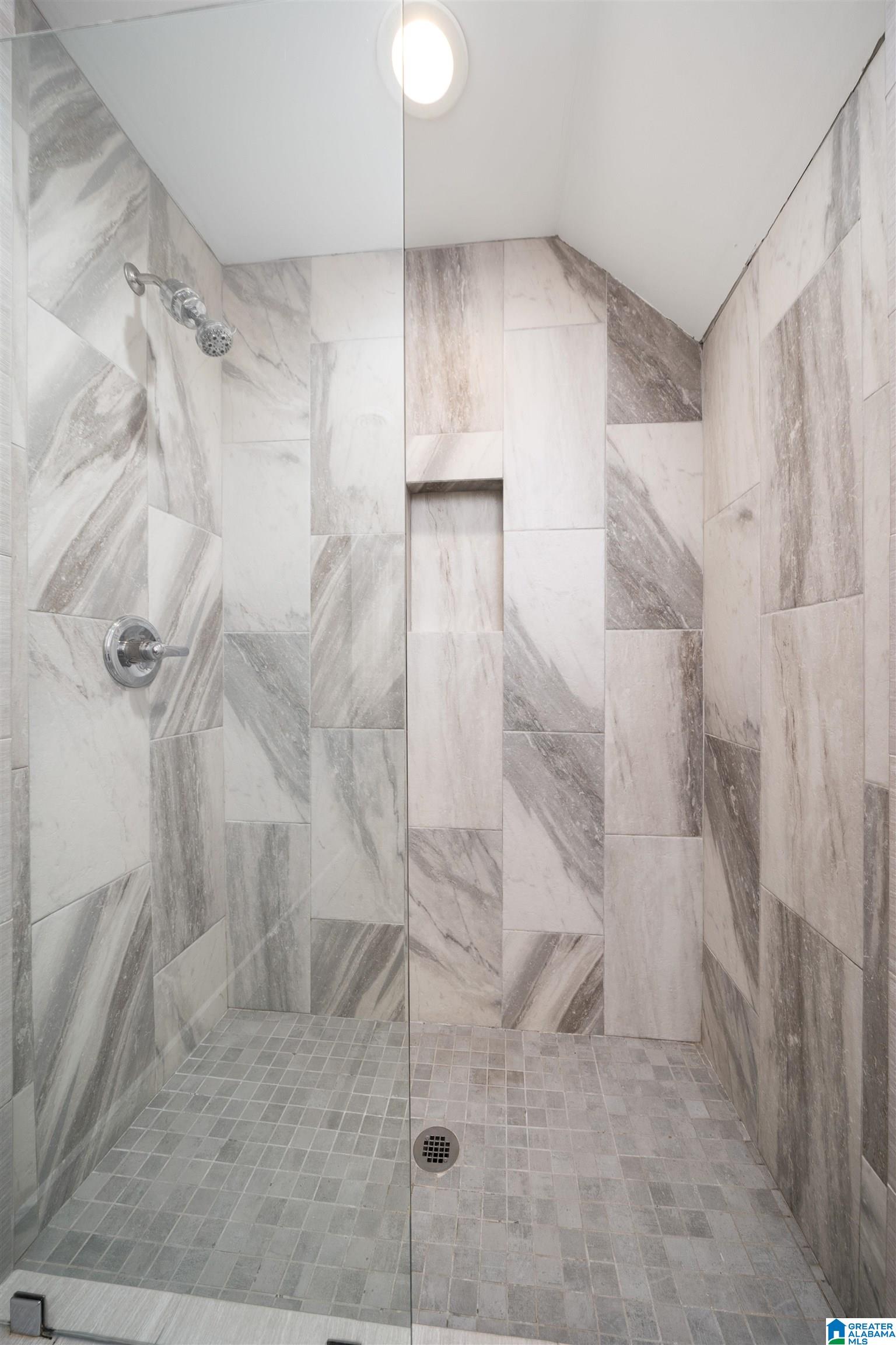 1408 Overwood Road Birmingham, AL 35222 - Photo 22 of 40 Gallery Image 22