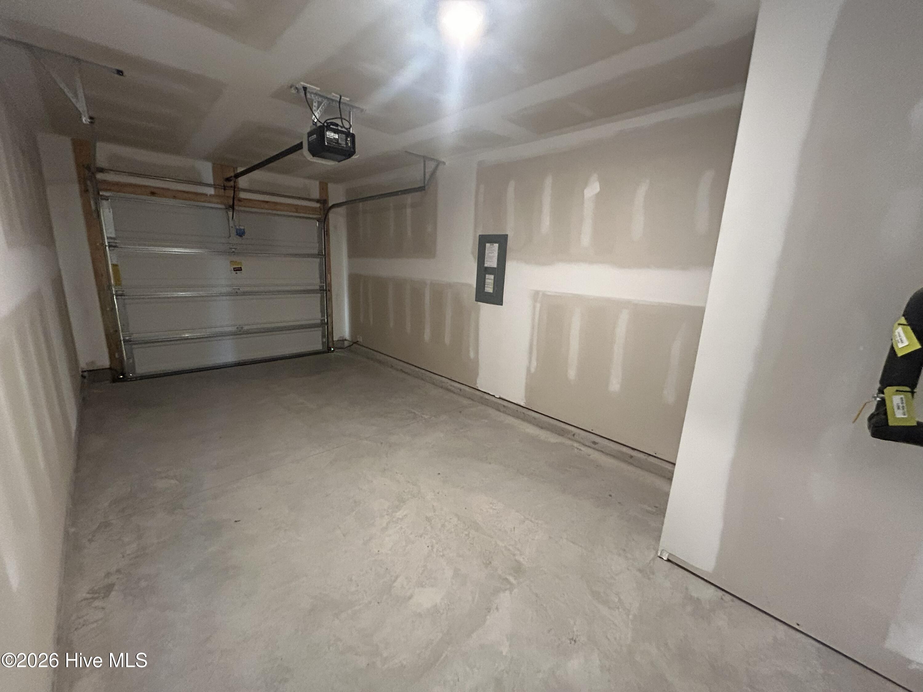 5784 Harebell Road Leland, NC 28451 - Photo 28 of 34 Garage