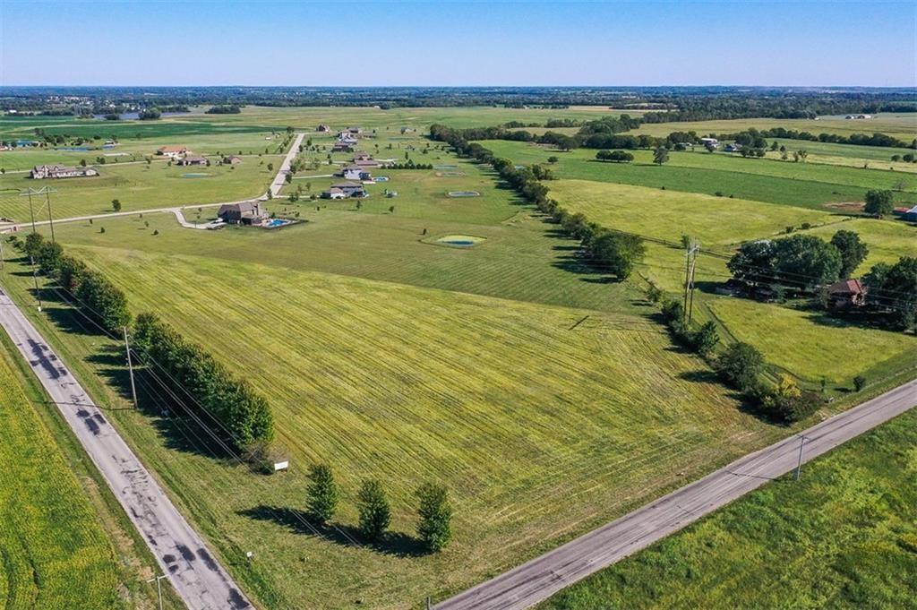 1110 South Prairie Lane Raymore, MO 64080 - Photo 1 of 1