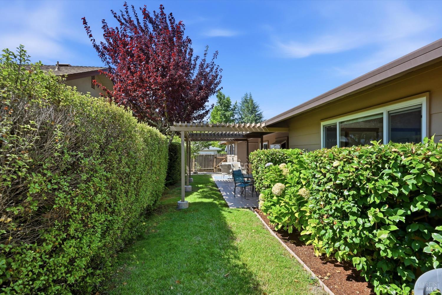 2 Oakhurst Place Santa Rosa, CA 95409 - Photo 33 of 35 Gallery Image 33