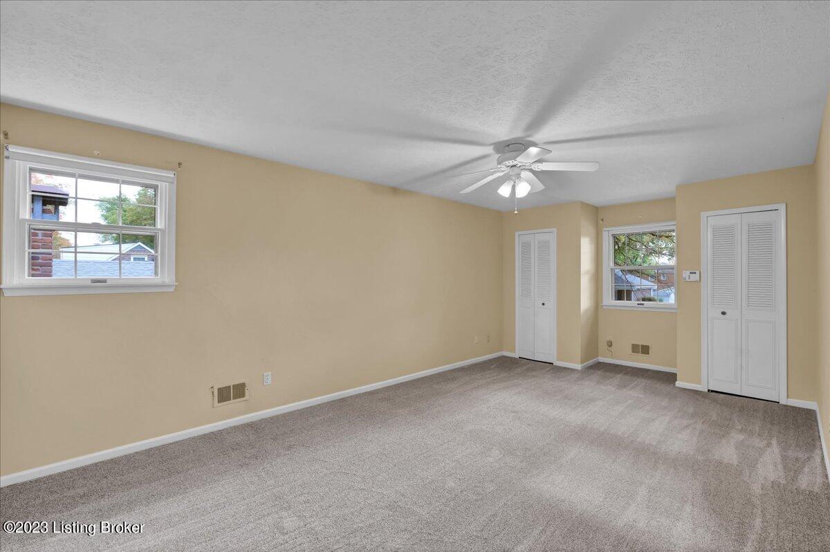 6805 Tottenham Road Louisville, KY 40207 - Photo 28 of 47 21-6805 Tottenham Rd-121