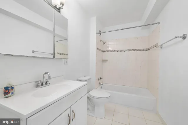 $2,975 | 4301 Massachusetts Avenue Northwest, Unit 6006, Washington, DC 20016