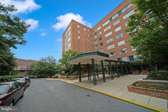 $2,975 | 4301 Massachusetts Avenue Northwest, Unit 6006, Washington, DC 20016