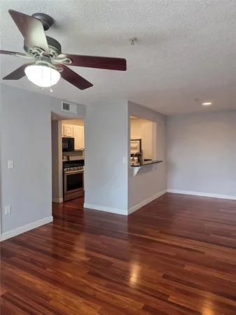 $1,420 | 2035 Dixie Belle Drive, Unit 2035J, Orlando, FL 32812