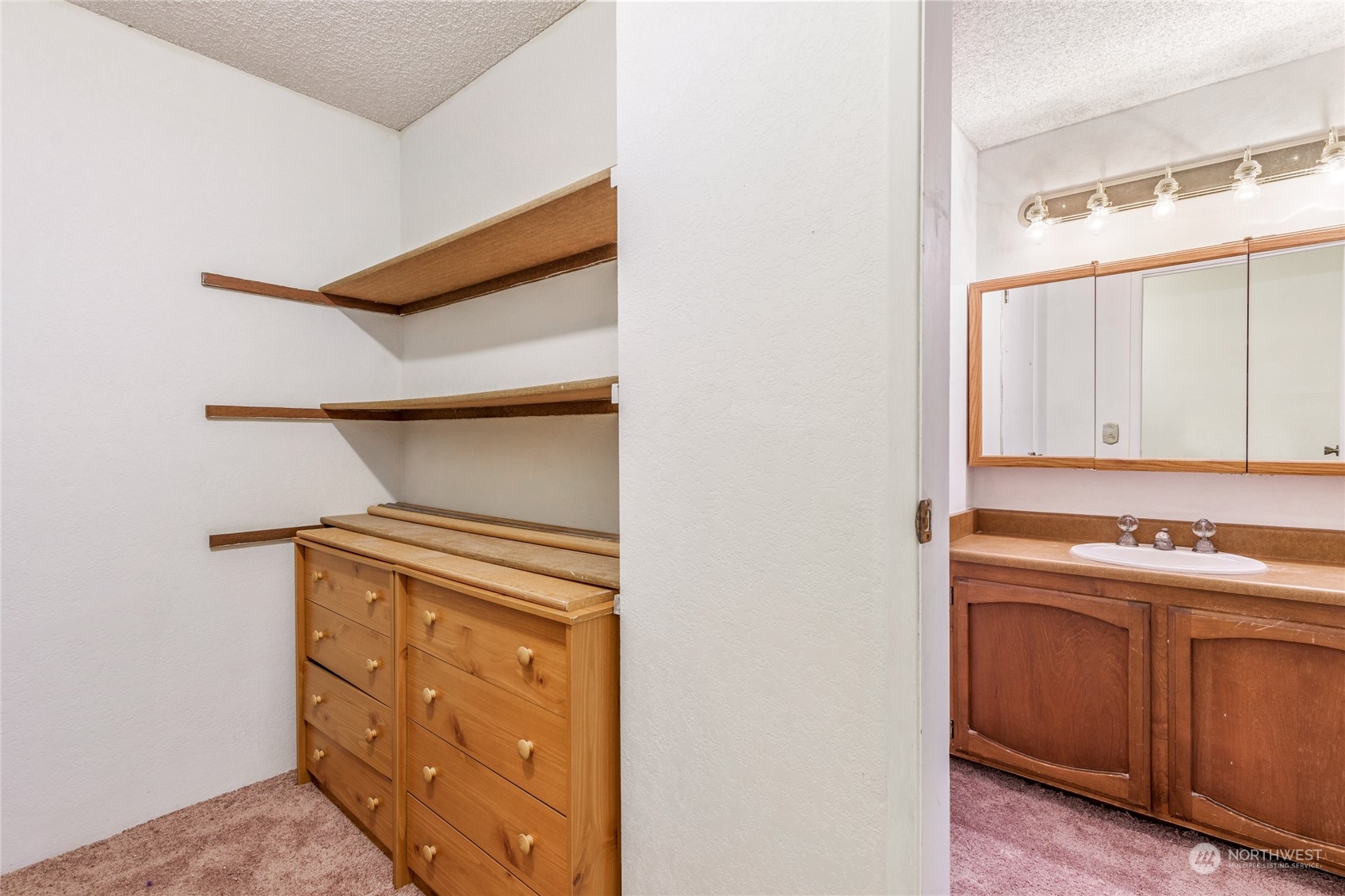 820 Cady Road, Unit C203 Everett, WA 98203 - Photo 6 of 19