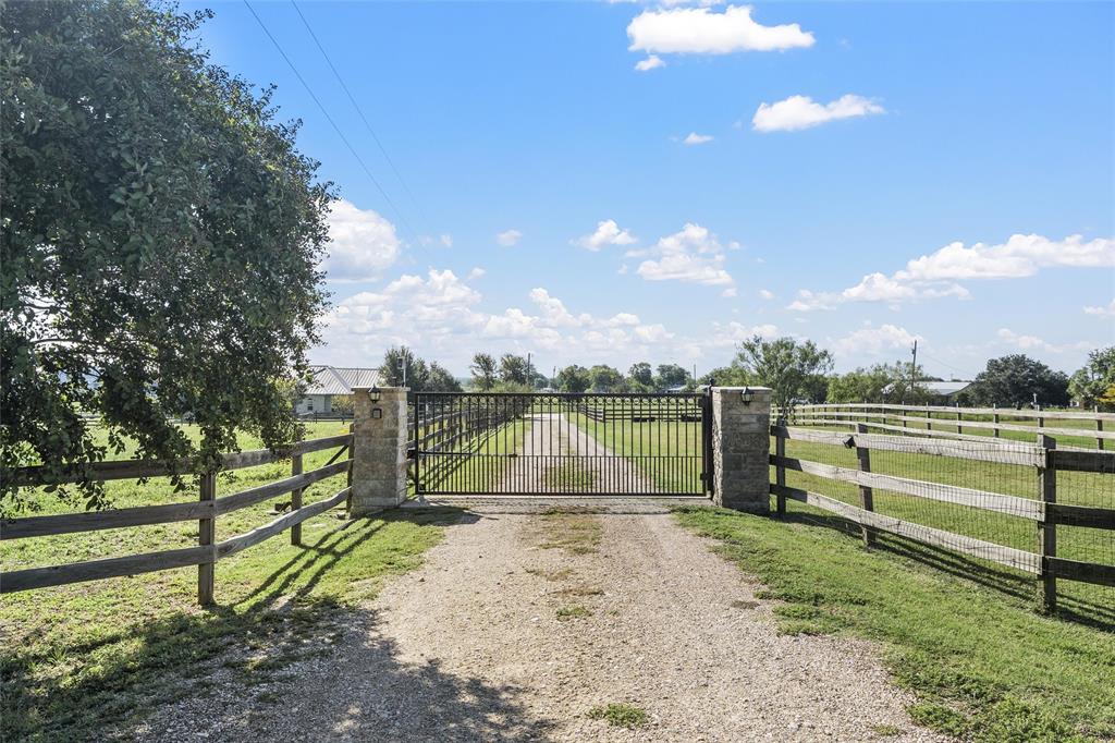 1766 Culpepper Lane China Spring, TX 76633 - Photo 7 of 40