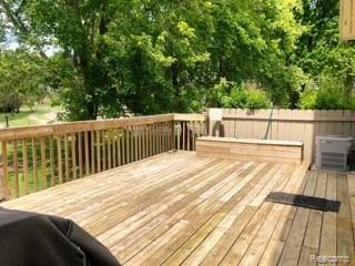 1457 Lantern Lane Rochester Hills, MI 48306 - Photo 7 of 24