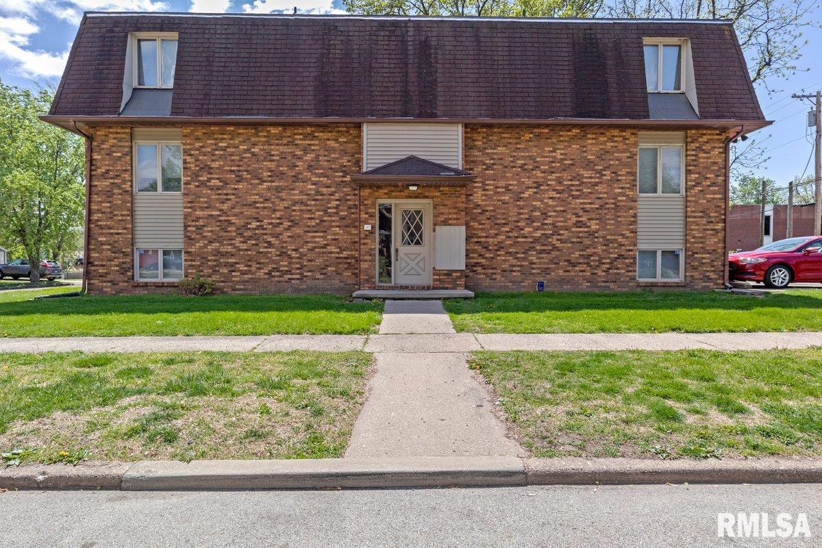 1001 South 1st Street Springfield, IL 62704 - Photo 1 of 6