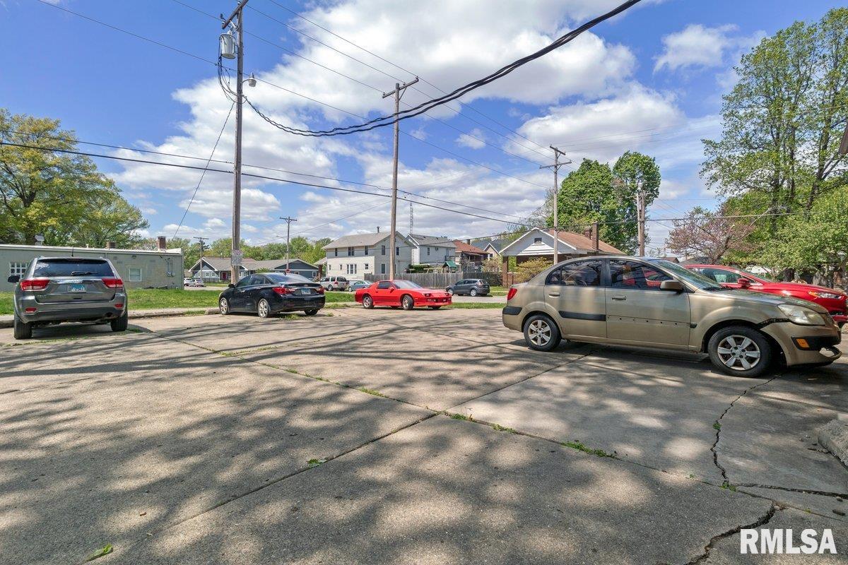 1001 South 1st Street Springfield, IL 62704 - Photo 6 of 6