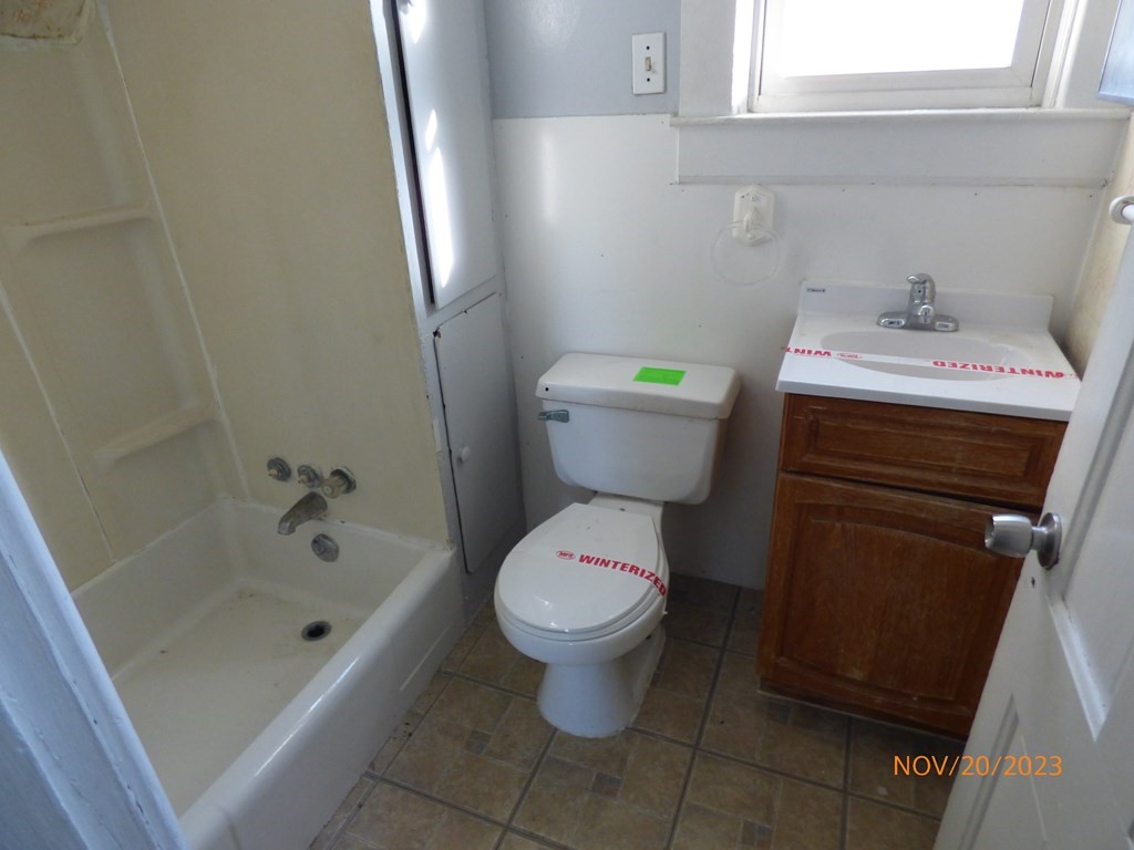 60 Lexington Street Springfield, MA 01107 - Photo 15 of 22 Gallery Image 15