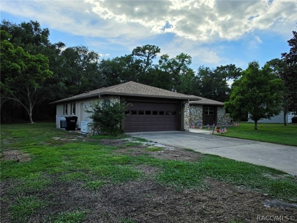 4 Laurelcherry Court Homosassa, FL 34446 - Photo 4 of 28