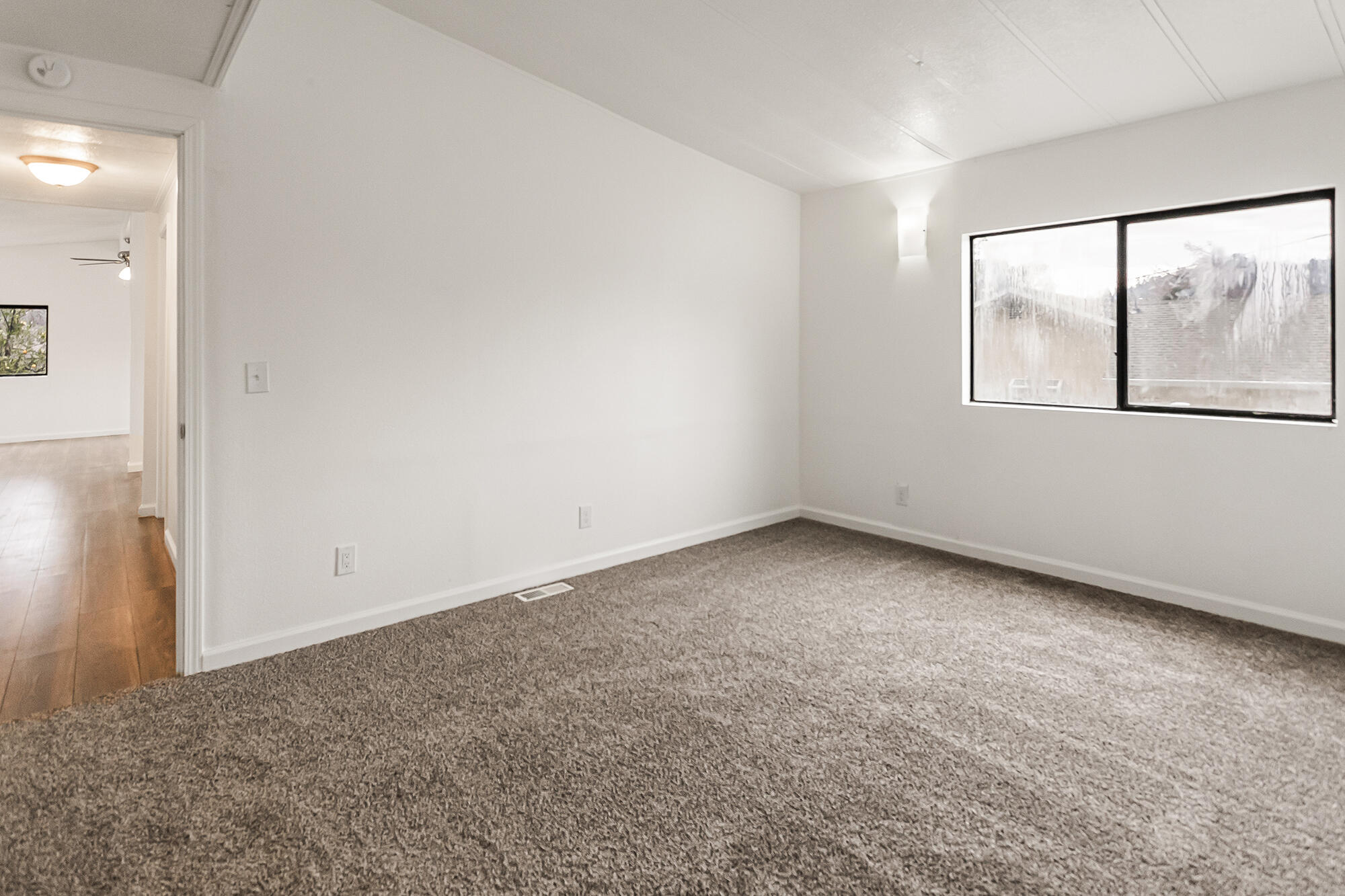 14635 Spring Branch Road Redding, CA 96003 - Photo 14 of 27 14635 Spring Branch Rd - 13