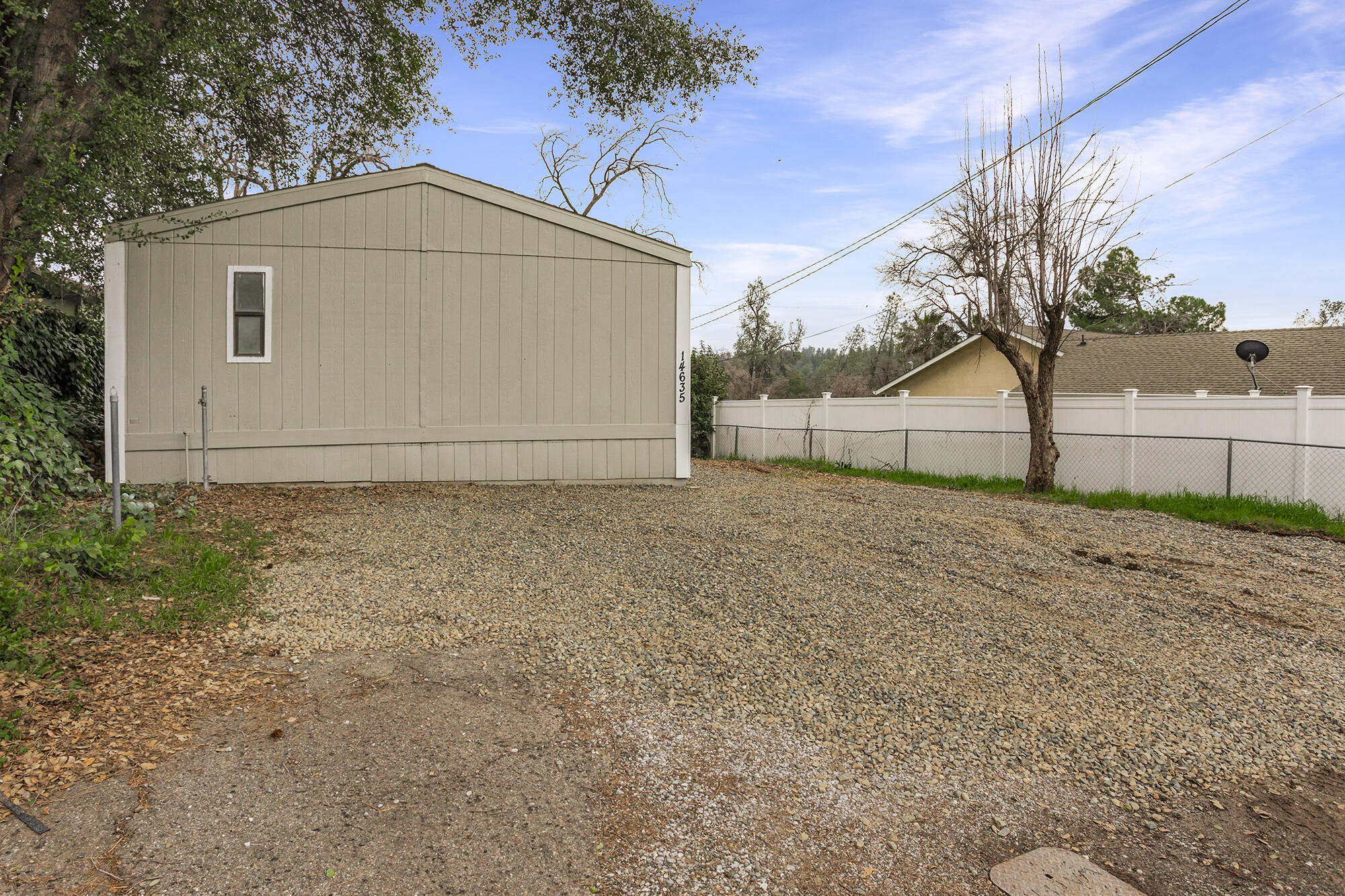 14635 Spring Branch Road Redding, CA 96003 - Photo 3 of 27 14635 Spring Branch Rd - 02