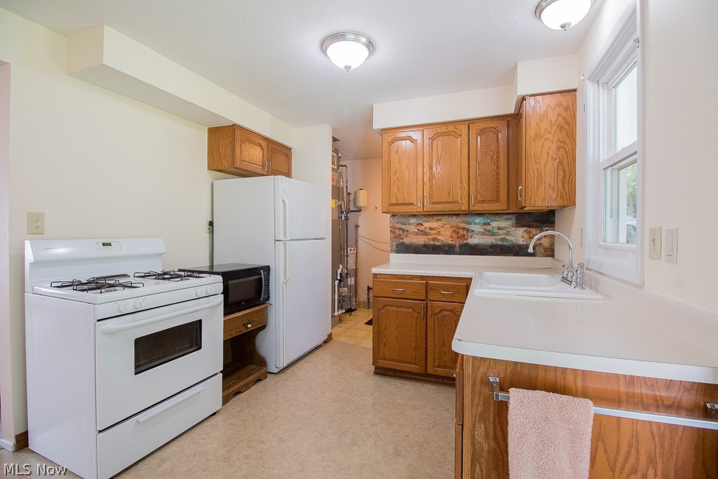 6146 Campbell Road Mentor, OH 44060 - Photo 11 of 31
