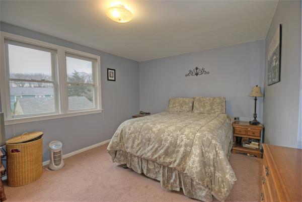 6 Vernon Road Natick, MA 01760 - Photo 9 of 14 Gallery Image 9