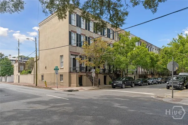 $725,000 | 103 West Gordon Street, Unit B, Savannah, GA 31401