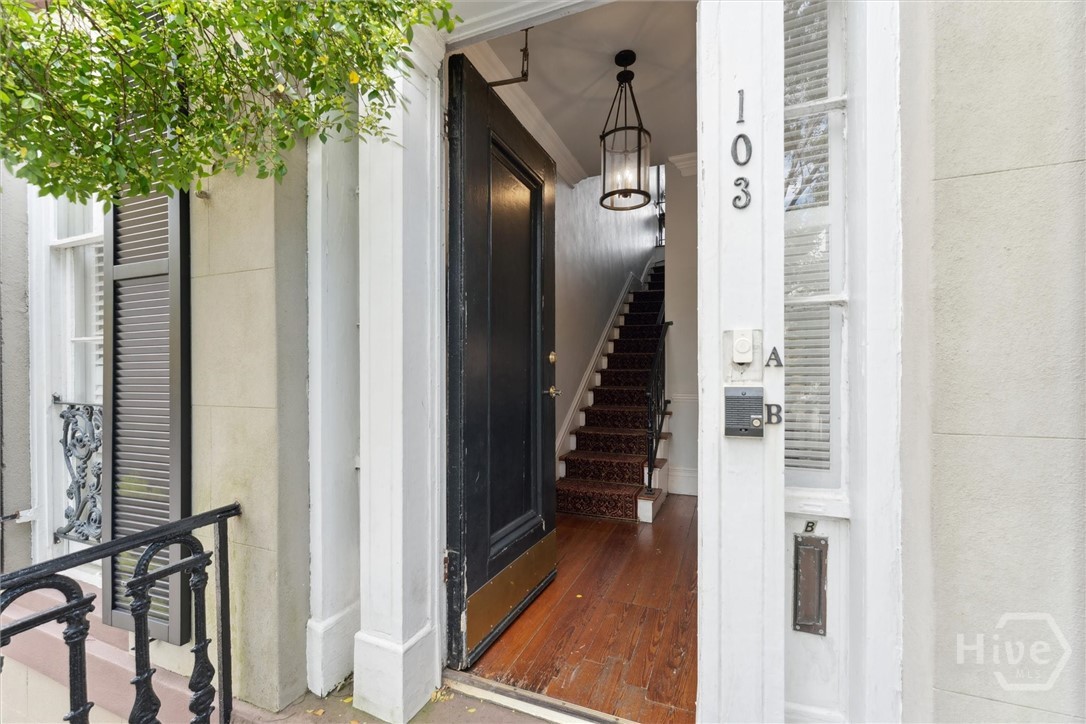 103 West Gordon Street, Unit B Savannah, GA 31401 - Photo 5 of 57