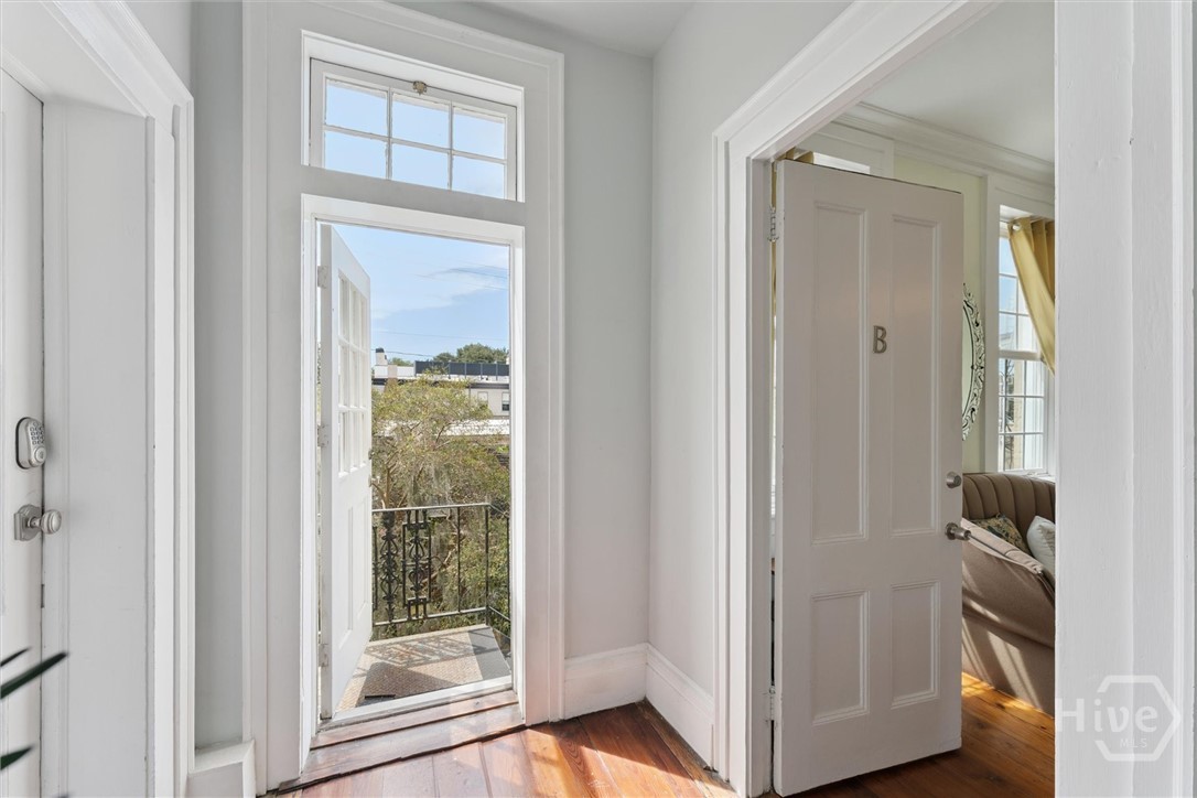 103 West Gordon Street, Unit B Savannah, GA 31401 - Photo 7 of 57