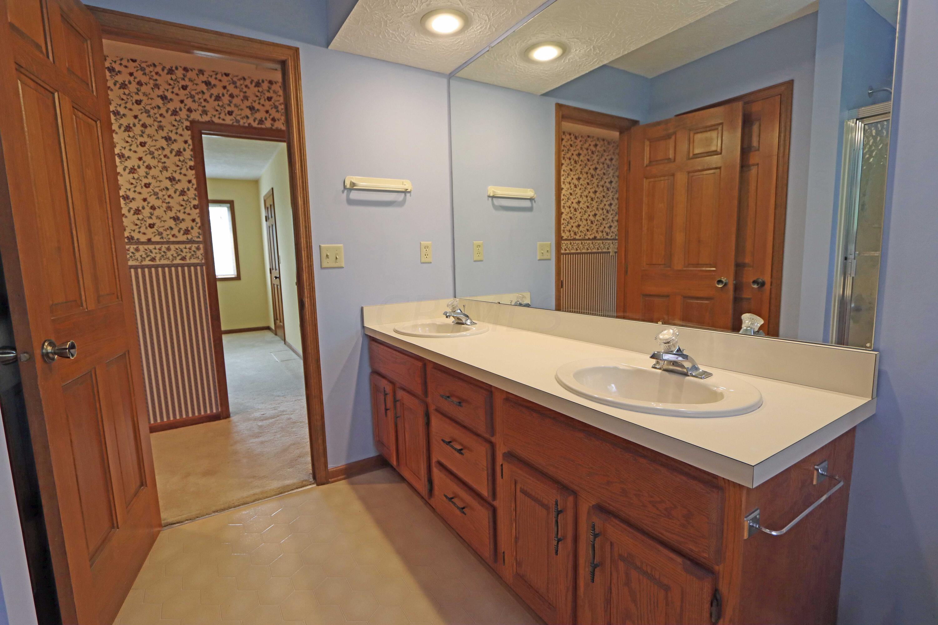 3974 Reed Road Columbus, OH 43220 - Photo 43 of 74 IMG_1766_edited-1