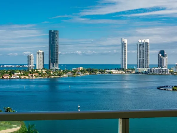 $4,875 | 3330 Northeast 190th Street, Unit 1412, Aventura, FL 33180