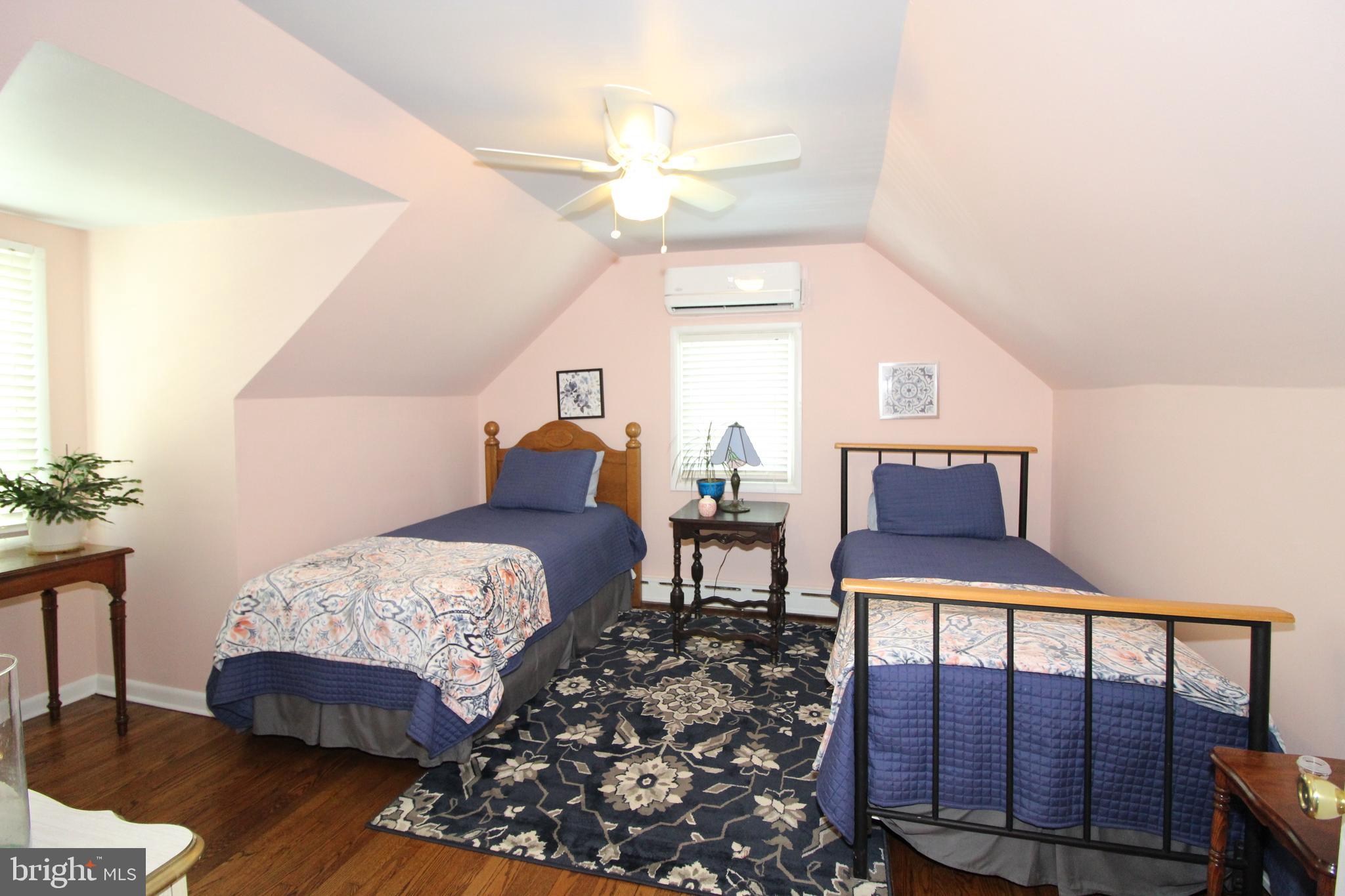 119 Murphy Road Wilmington, DE 19803 - Photo 17 of 26 Second Floor Spacious Bedrooms