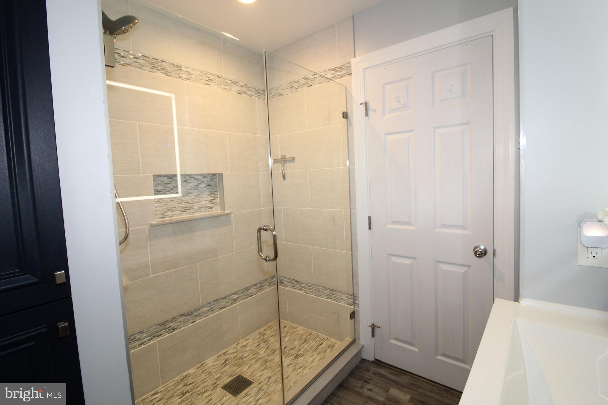 119 Murphy Road Wilmington, DE 19803 - Photo 20 of 26 Check out this gorgeous double shower!