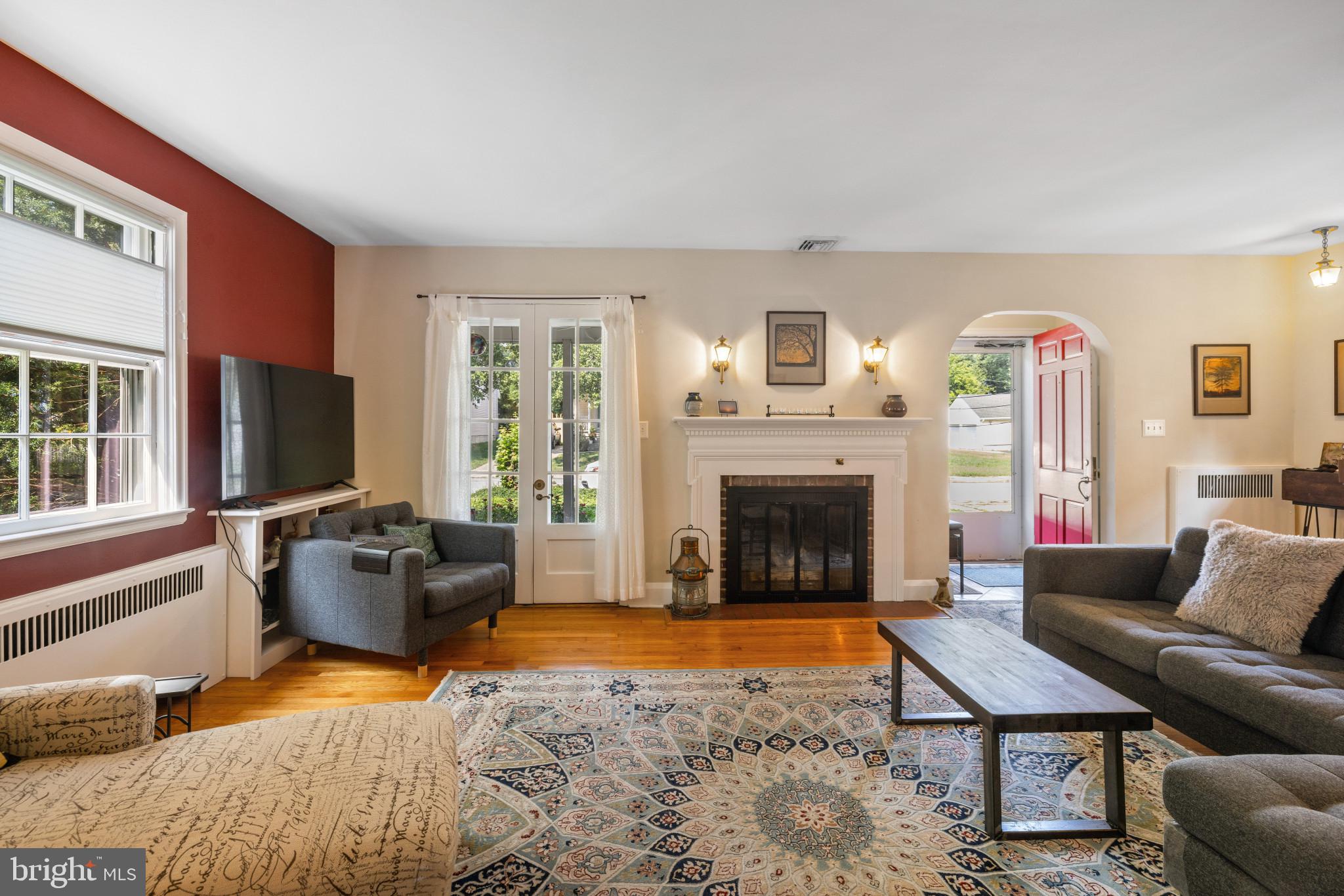 5817 Clearspring Road Baltimore, MD 21212 - Photo 4 of 37