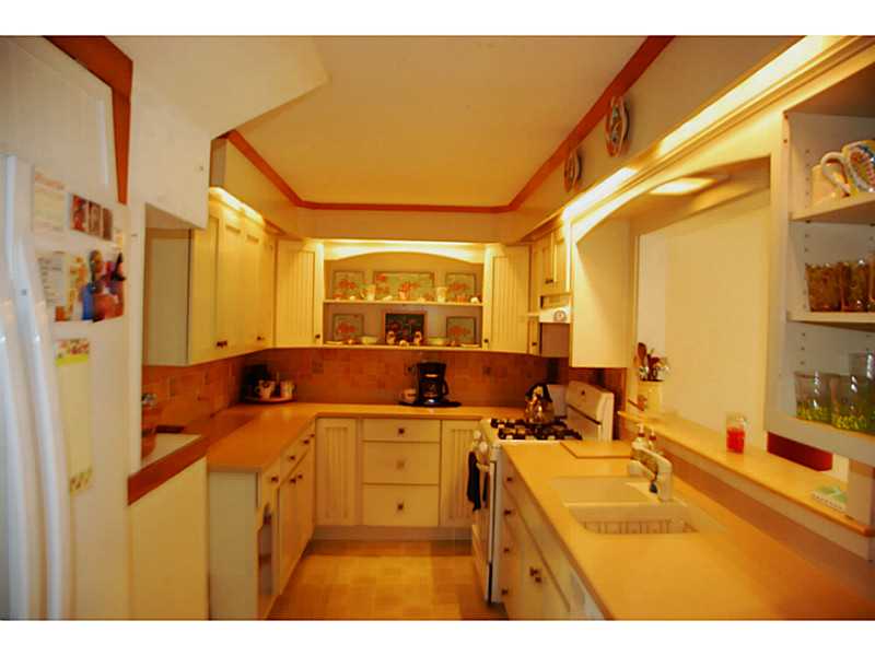 4168 Main Road Tiverton, RI 02878 - Photo 12 of 17 Exterior Front.