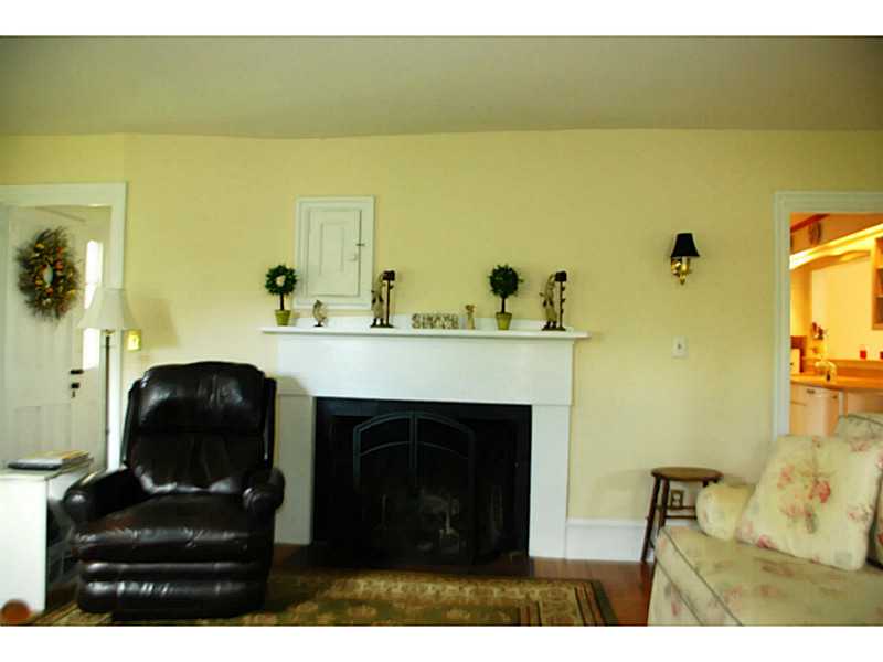 4168 Main Road Tiverton, RI 02878 - Photo 14 of 17 Exterior Front.