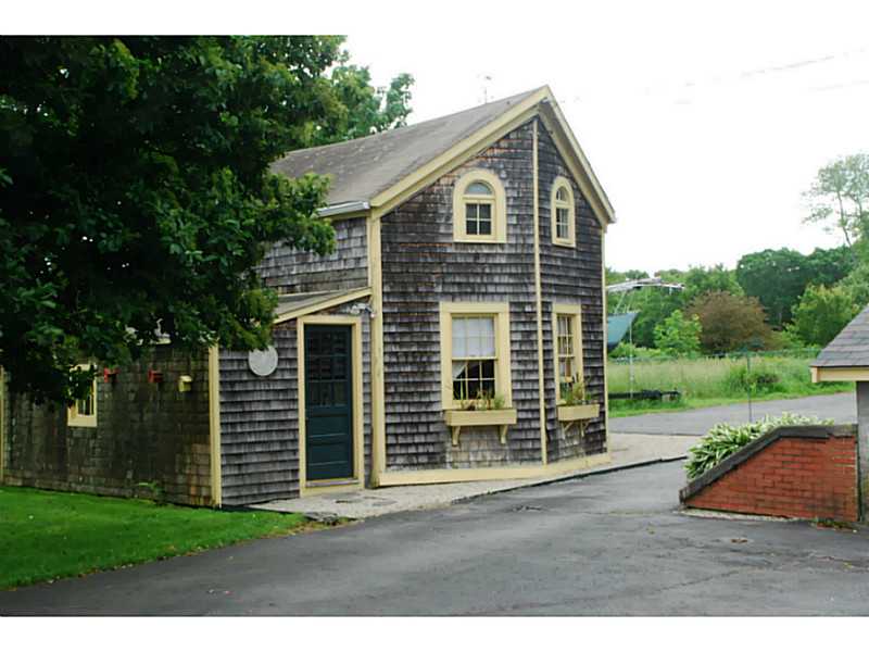 4168 Main Road Tiverton, RI 02878 - Photo 7 of 17 Exterior Front.