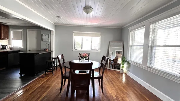 $2,500 | 123 Waterston Avenue, Unit 1, Quincy, MA 02170