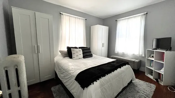 $2,500 | 123 Waterston Avenue, Unit 1, Quincy, MA 02170