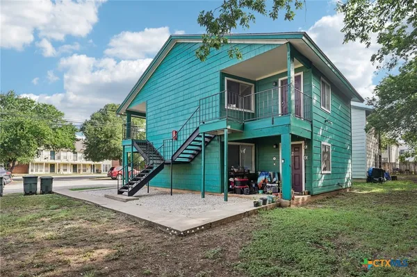 $895 | 1634 Post Road, Unit 2, San Marcos, TX 78666