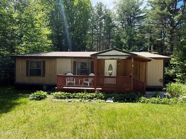 $1,350 | 124 Archer Road, Broadalbin, NY 12025