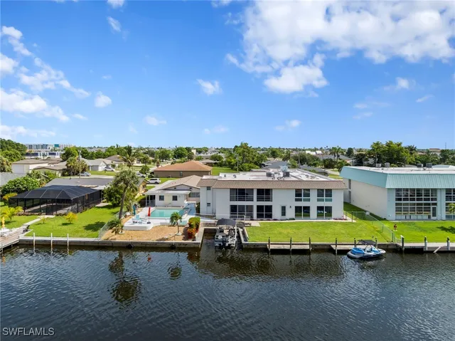 a view of a lake with houses