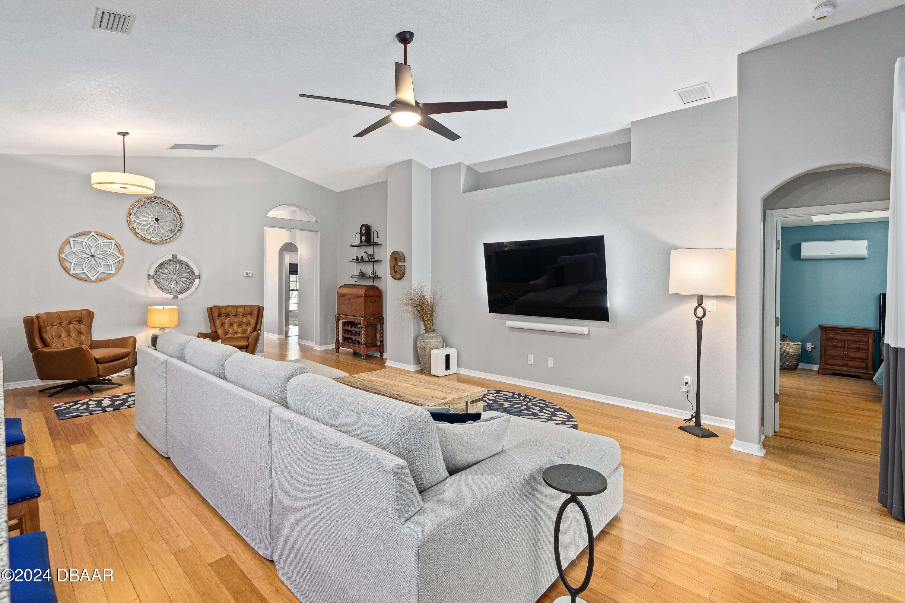 332 Bridlepath Lane Ormond Beach, FL 32174 - Photo 5 of 52 5053731B-5148-4EA8-A3B2-144CB5D77283