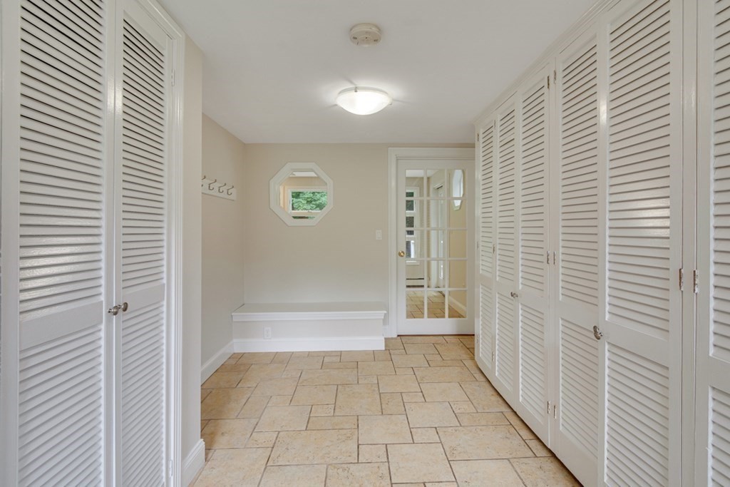 65 Longfellow Road Newton, MA 02462 - Photo 12 of 38 a bathroom with a bathtub and shower