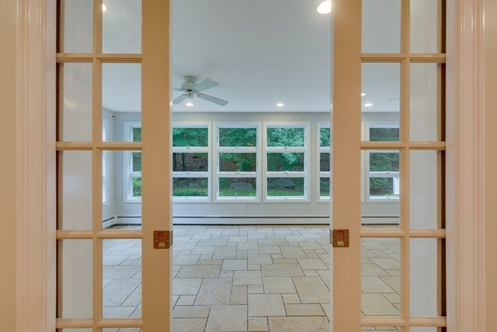 65 Longfellow Road Newton, MA 02462 - Photo 9 of 38