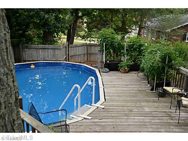 127 Applegate Road Kernersville, NC 27284 - Photo 13 of 16 Swimming Pool/Hot Tub/Sauna. Pool with Decking, New liner in 2013
