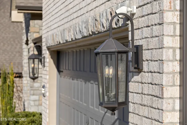 $759,900 | 8338 English Hill Lane, Knoxville, TN 37923